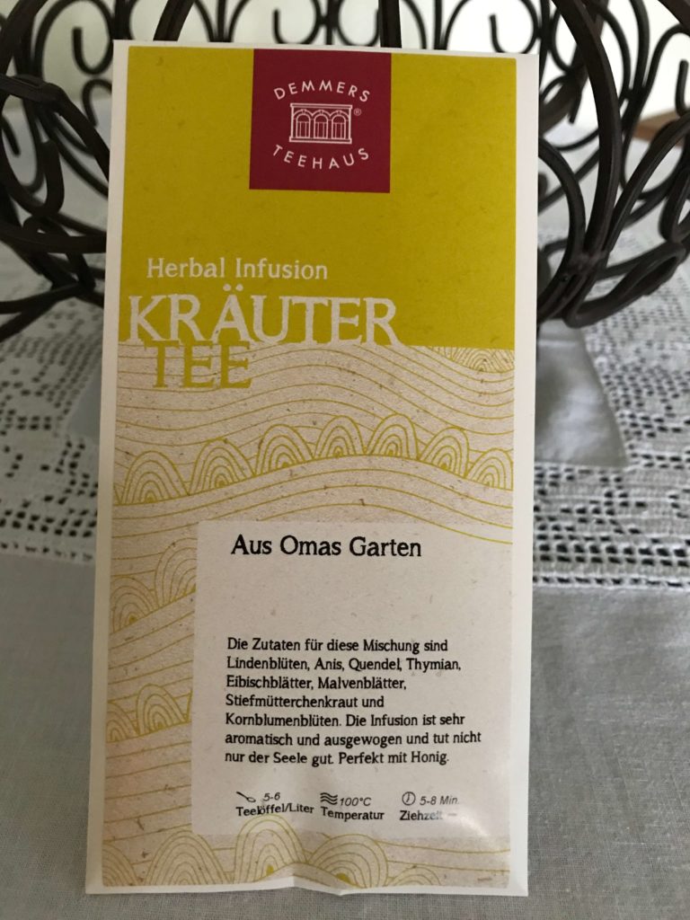 Demmers Teehaus Herbal Infusion Kräuter Tee "Aus Omas Garten"